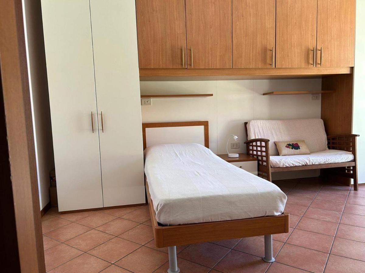 Lecco Only Females Guest House 외부 사진