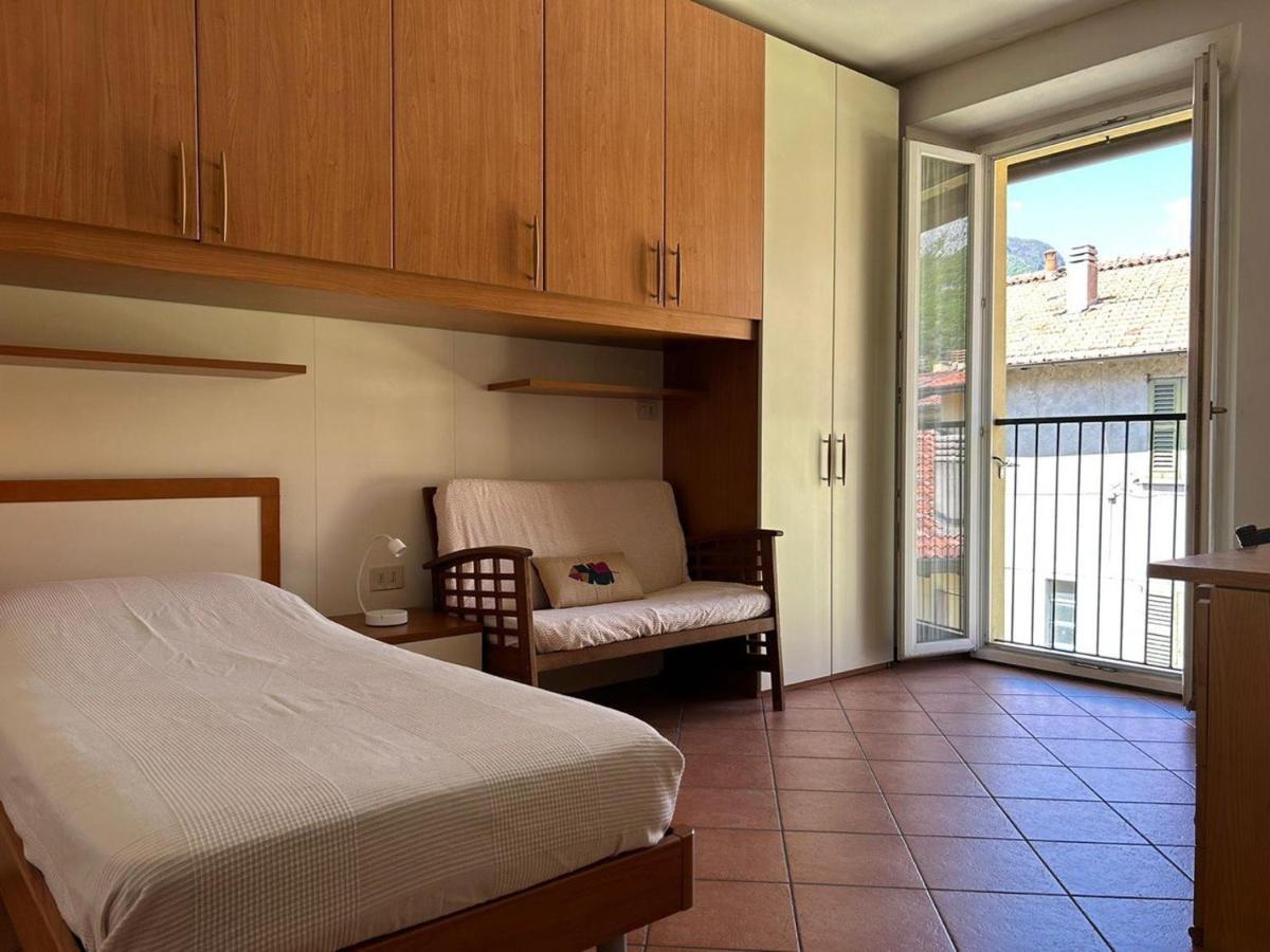 Lecco Only Females Guest House 외부 사진